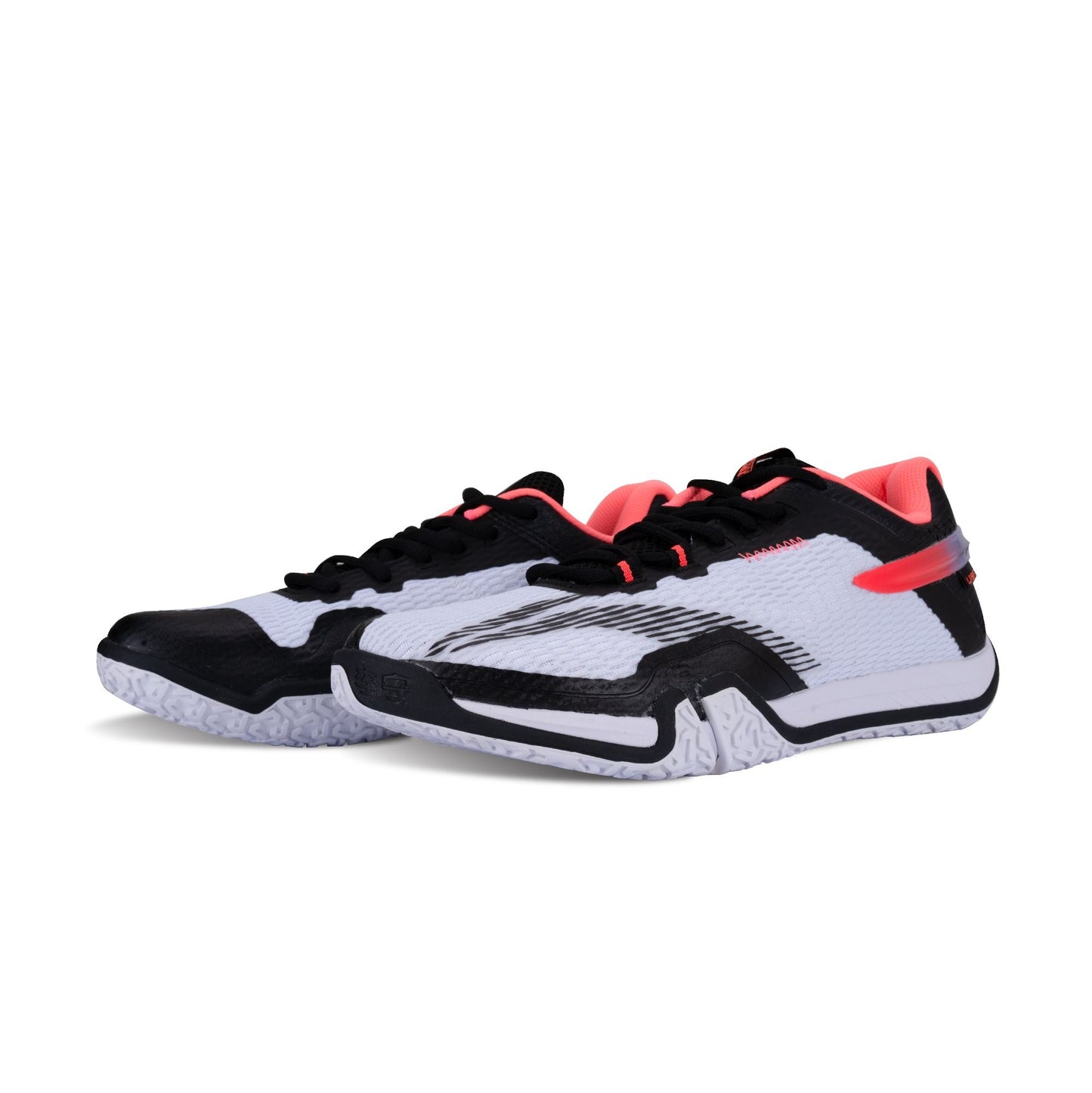 Saga Lite - Black,White