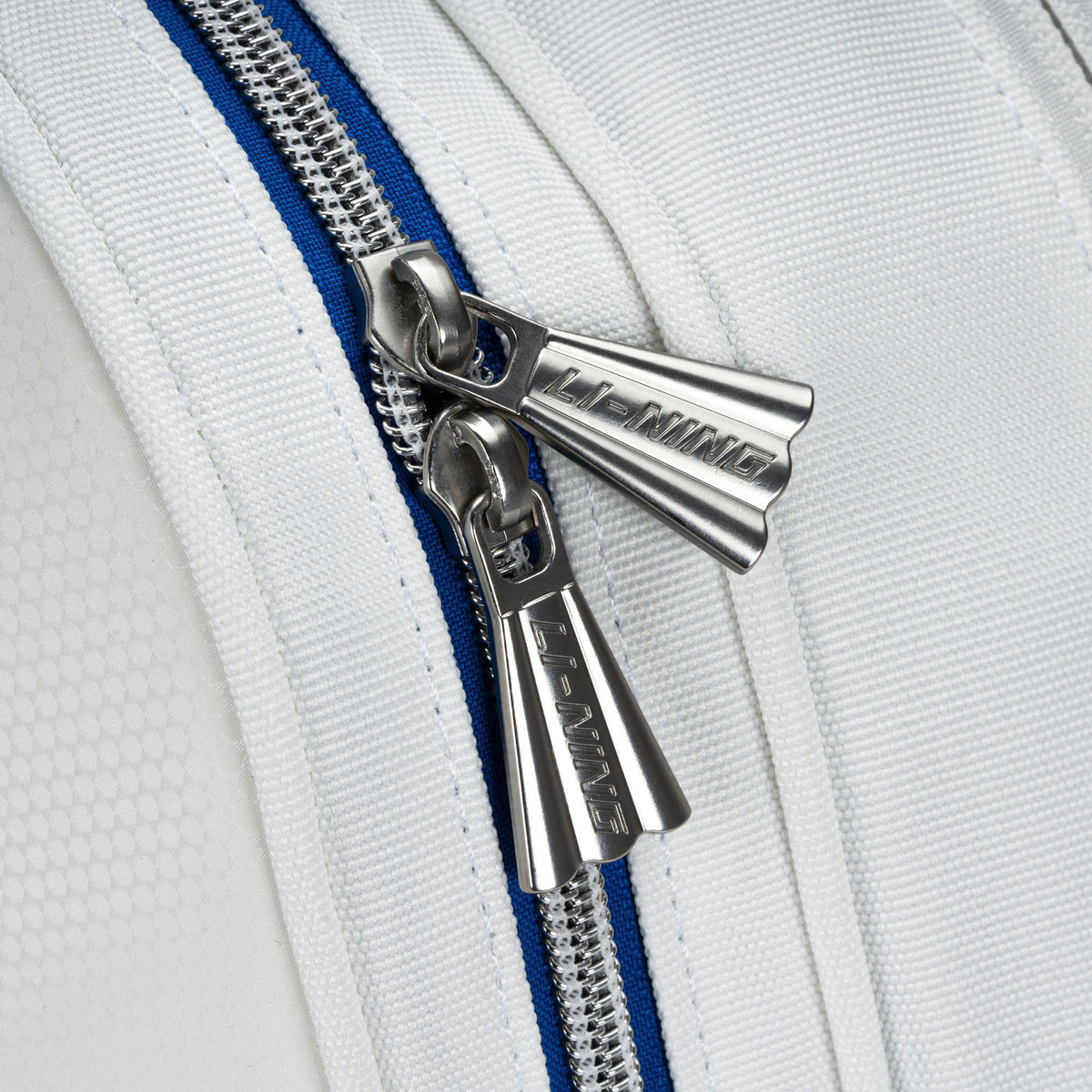 Li-Ning Rectangular Kitbag (White/Blue)